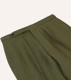 Drake’s Irish Linen Single Pleat Trouser